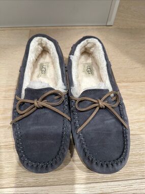 UGG Men’s Charcoal Suede Moccasin Slippers with Brown Bow